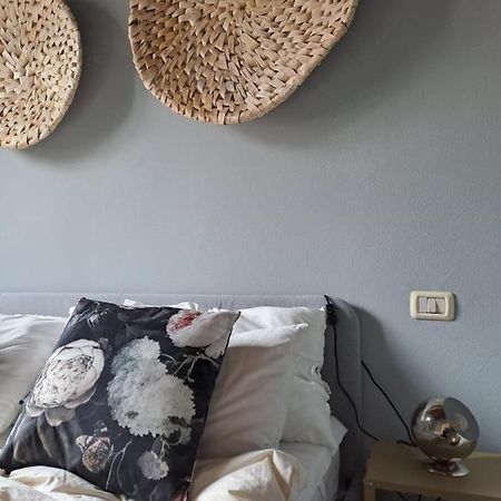 Pontida 27 Bed & Breakfast Bergamo Bagian luar foto